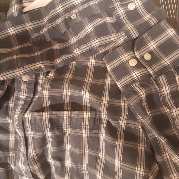 Old Navy classic button up, long sleeve - Picture 2 of 3